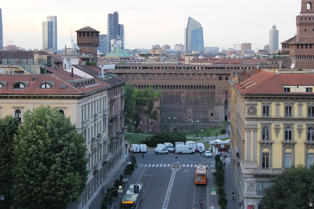 Charming Apartment The Castle Milan Extérieur photo