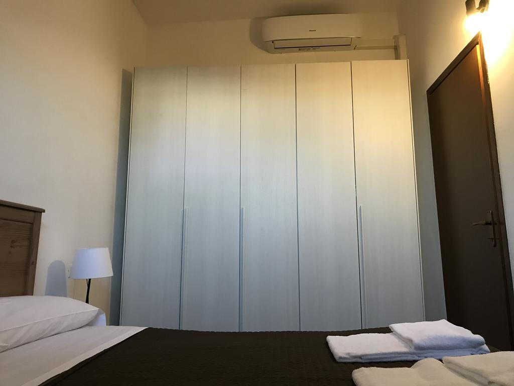 Charming Apartment The Castle Milan Extérieur photo